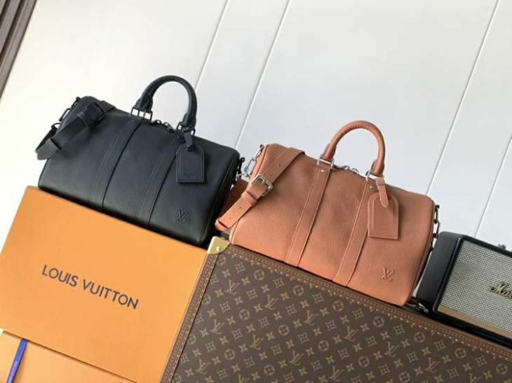 Picture of Louis Vuitton Handbags _SKUfw233561700fw